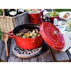 Staub Gietijzeren Braadpan 26 Cm / 5,25 L, Rond, Kersenrood -Keukenwinkel Met Korting 000017190