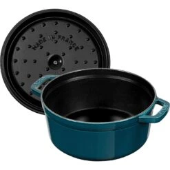 Staub Gietijzeren Braadpan 24 Cm / 3,8 L, Rond, La-mer 11 Staub Gietijzeren Braadpan 24 Cm / 3,8 L, Rond, La-mer -Keukenwinkel Met Korting 40508 654 0 1
