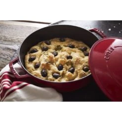 Staub Sauteerpan Chistera 24 Cm / 2,5 L, Kersenrood 12 Staub Sauteerpan Chistera 24 Cm / 2,5 L, Kersenrood -Keukenwinkel Met Korting 424414168