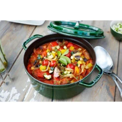 Staub Gietijzeren Braadpan 26 Cm / 5,25 L, Rond, Basilicum 11 Staub Gietijzeren Braadpan 26 Cm / 5,25 L, Rond, Basilicum -Keukenwinkel Met Korting 750032316