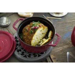 Staub Gietijzeren Braadpan 20 Cm / 2,2 L, Rond, Kersenrood -Keukenwinkel Met Korting 750032473